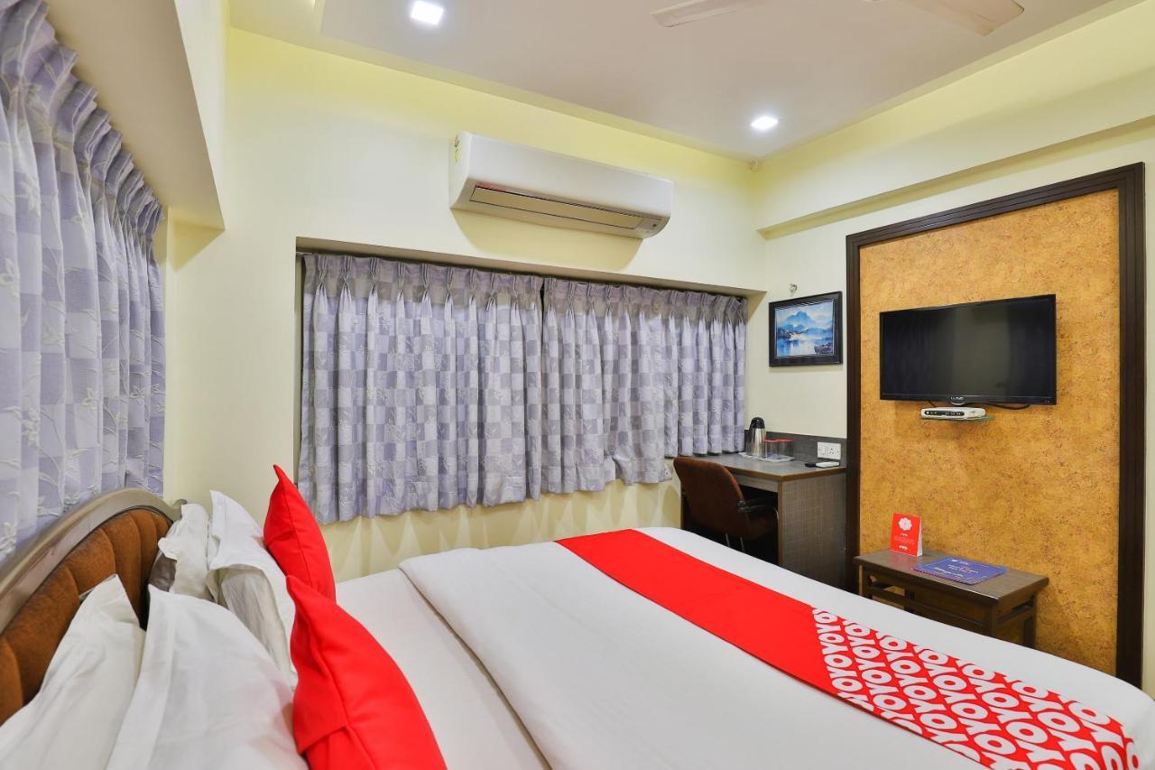 Oyo 17117 Hotel Rainbow Vadodara Eksteriør billede